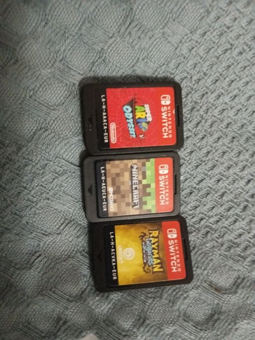 игровую приставку Nintendo switch