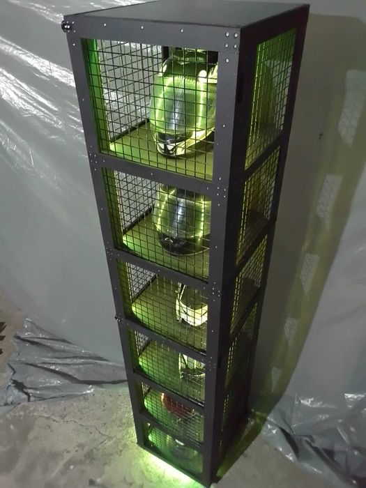 Dulap vestiar tip fiset pentru casti moto