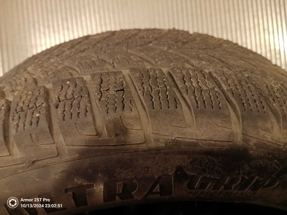 Зимни гуми Goodyear 235/60R18