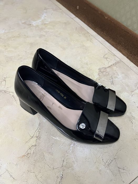 Лакированные туфли 38