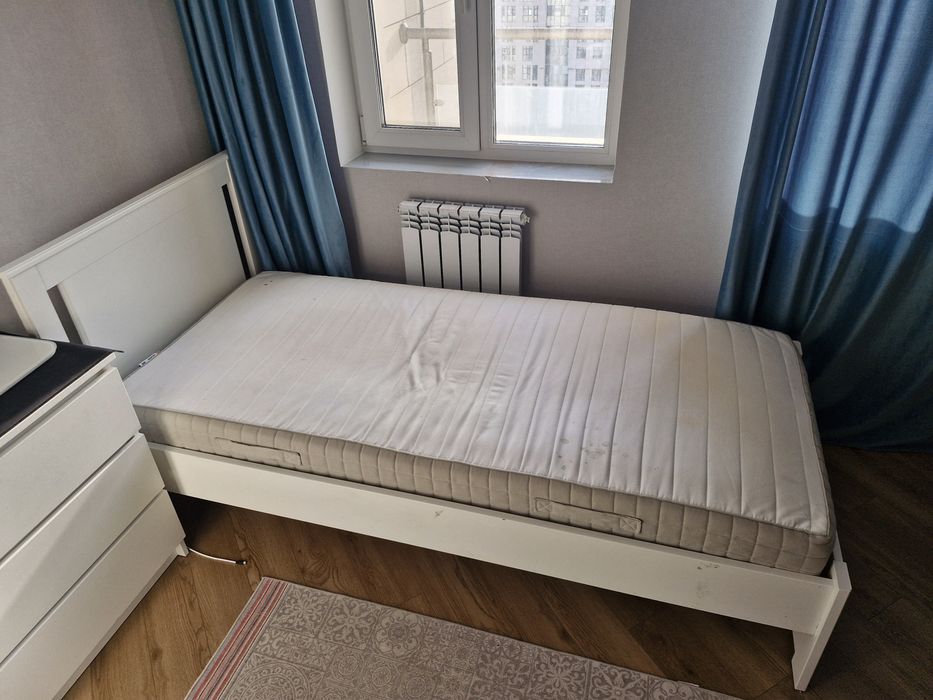 Кровать с матрасом ikea