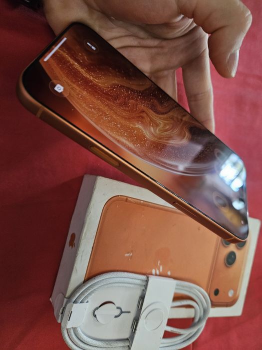 -Iphone 17Pro Max Nou 256Gb 12Ram Nefolosit Orange Bat: 100% 16 cicluri incarcare cutia completa poze reale