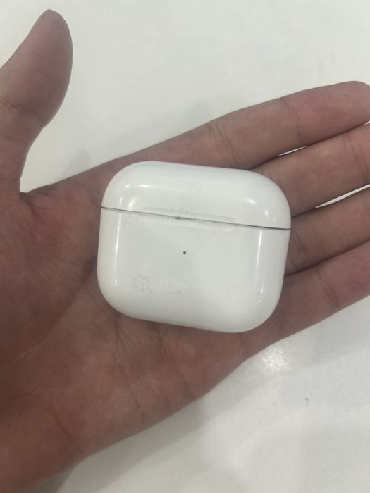 продаю срочно airpods 3 ser