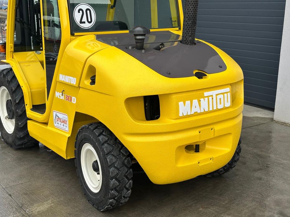 Stivuitor pentru teren accidentat, 3T Diesel Manitou