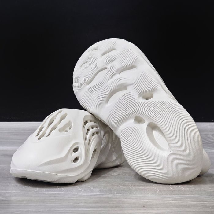 Yeezy Foam Runner Ararat