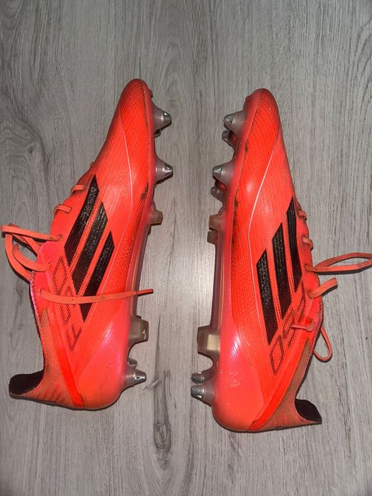 Ghete fotbal ELITE PRO 45 cu 2/3