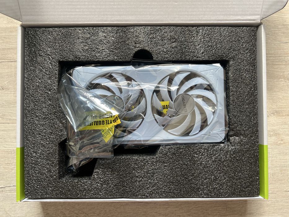 Видеокарта GeForce RTX 5060 8GB