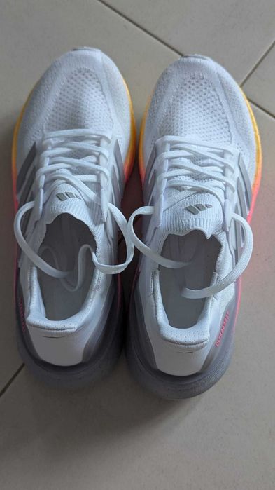 Pantofi Sport Alergare Adidas Ultraboost 5 - dama