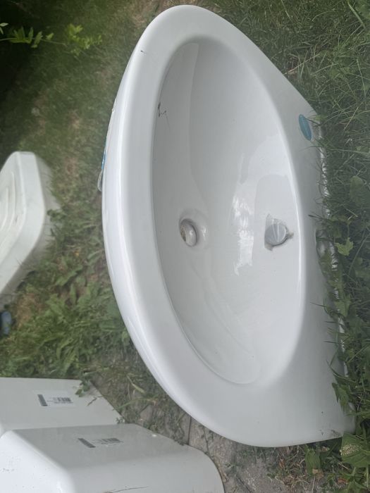 Продам раковину новую