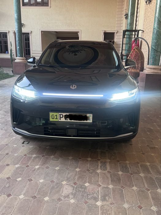 LEAPMOTOR C11 ev smart. Сотилади