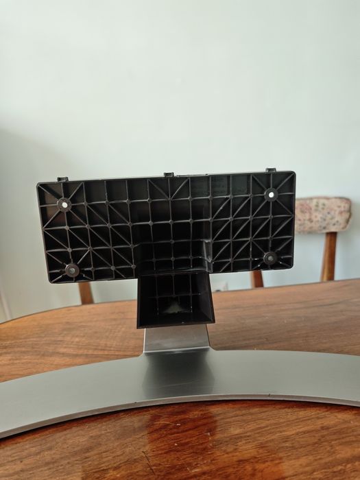 Стойка за телевизор LG