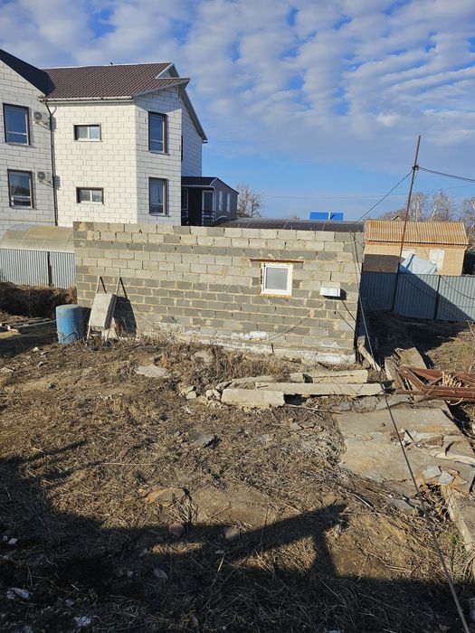 Недостроенный дом