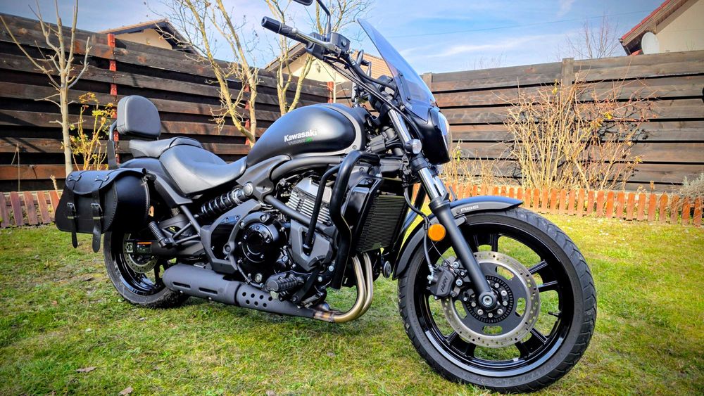 Vând Kawasaki Vulcan S 650 ABS - Model 2023 - foarte întreținută
