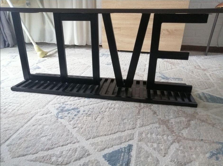 Продам журнальный столик в стиле loft