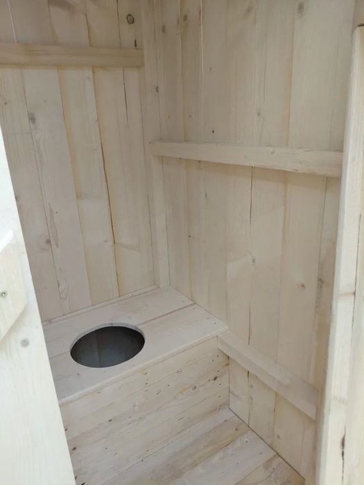 Wc vânzare ,mese ,bănci ,foișoare
