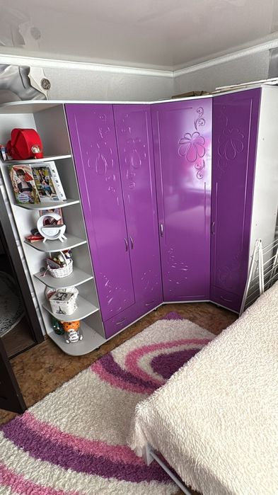 Продается спальный гарнитур