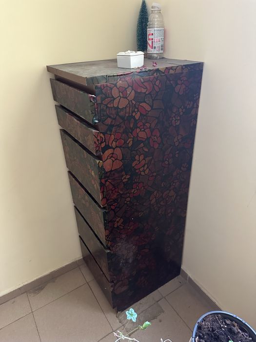 Шкаф от Икеа с фолио