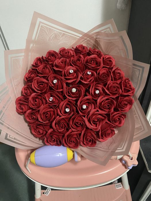 Vand buchet de trandafiri dim sapun