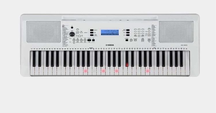 Продаётся синтезатор Yamaha EZ-300 (в коробке)