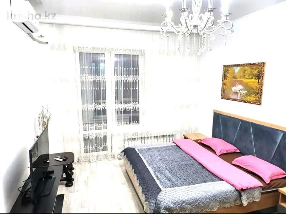 Продам  супер спальный гарнитур