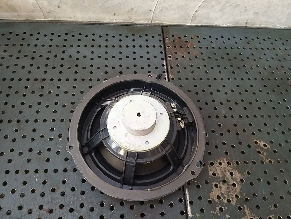 Boxa audio stanga spate land rover range rover evoque l538 bj3218808cc