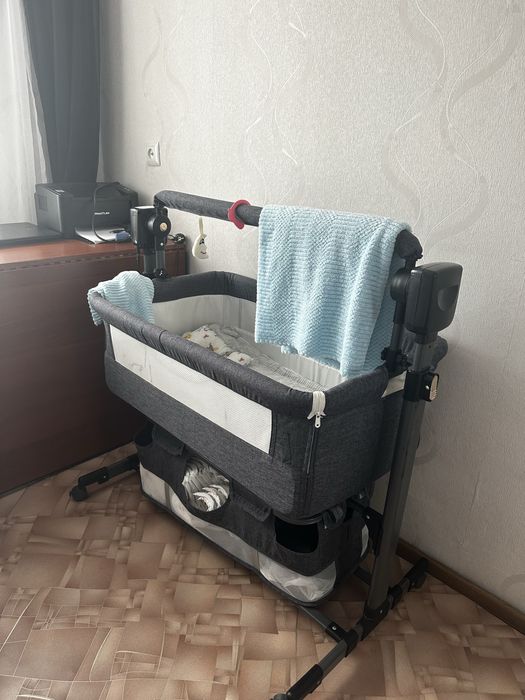 Манеж в отличном состояние