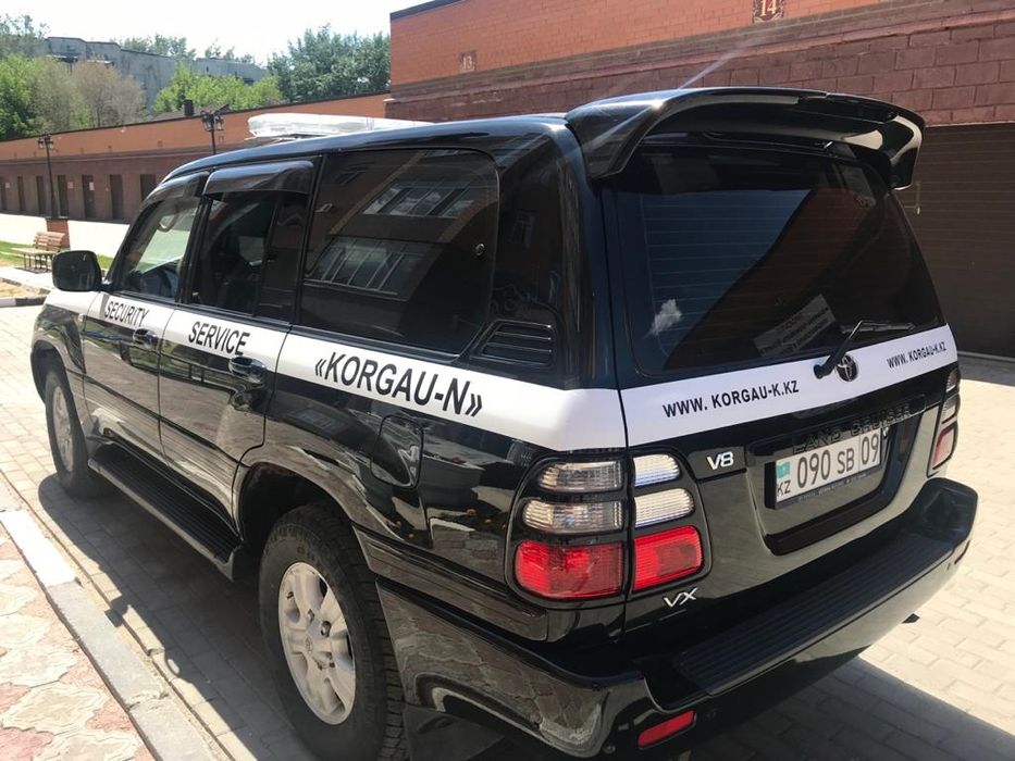 Наклейки на авто