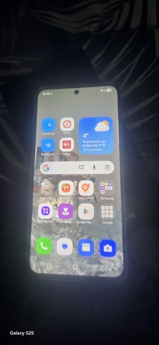 Продавам Samsung  S24 FE