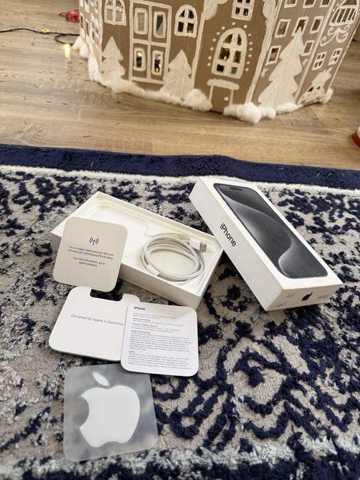 iphone 15 pro 128GB e-sim