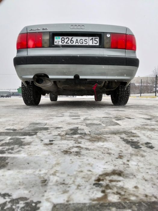 Продам AUDI B4 1992 года,