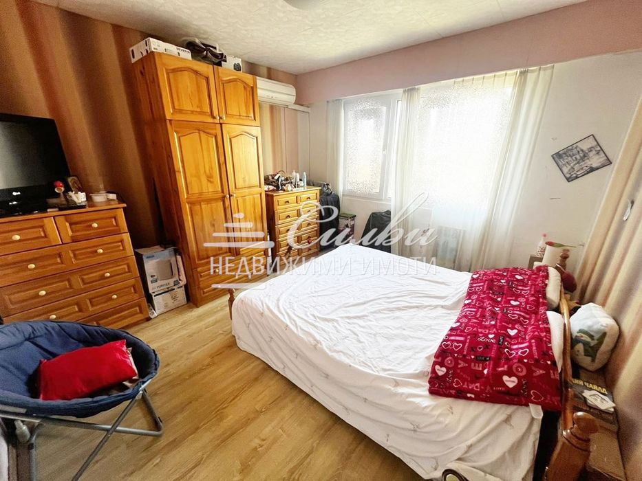 Продава се Тристаен апартамент в Шумен, Тракия - 81 кв.м за 693 €/кв.м - Снимка #4