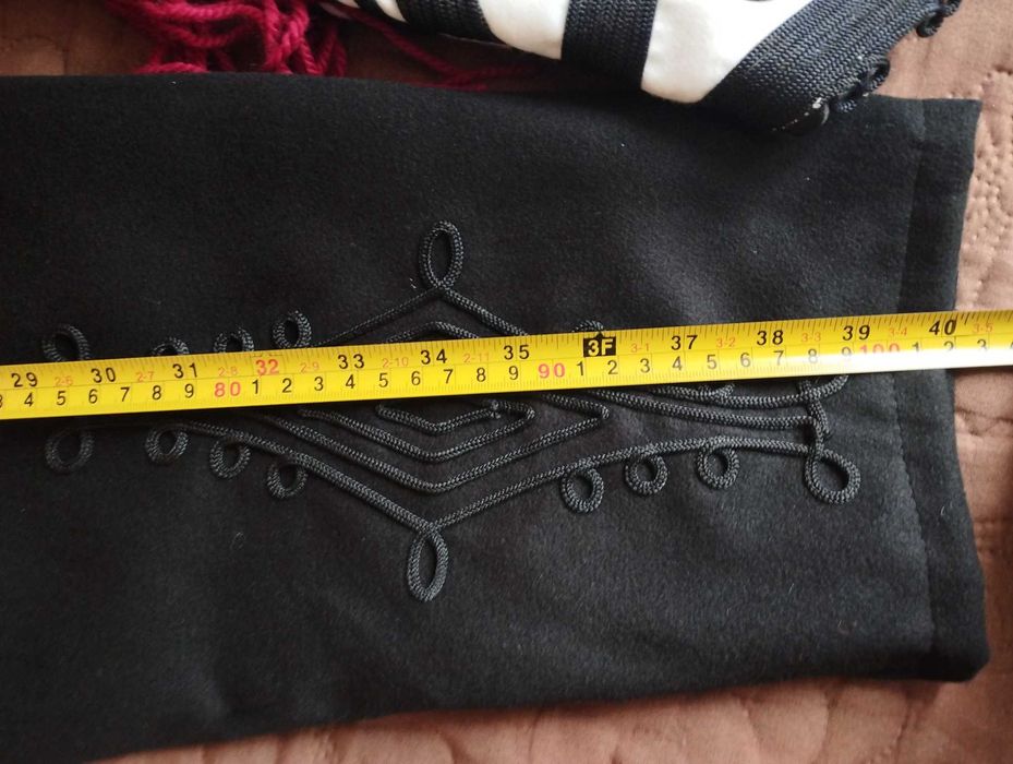 Мъжка черна носия