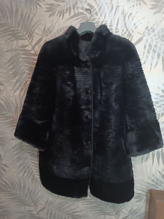 Женская шуба продам