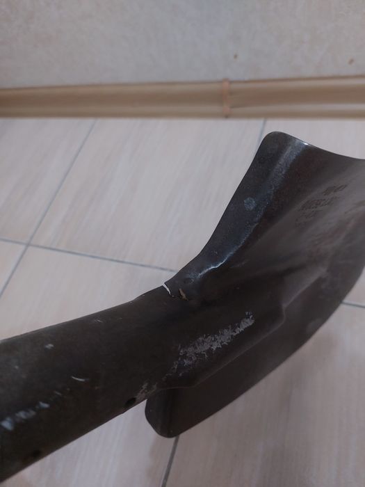 Лопатая штыковая