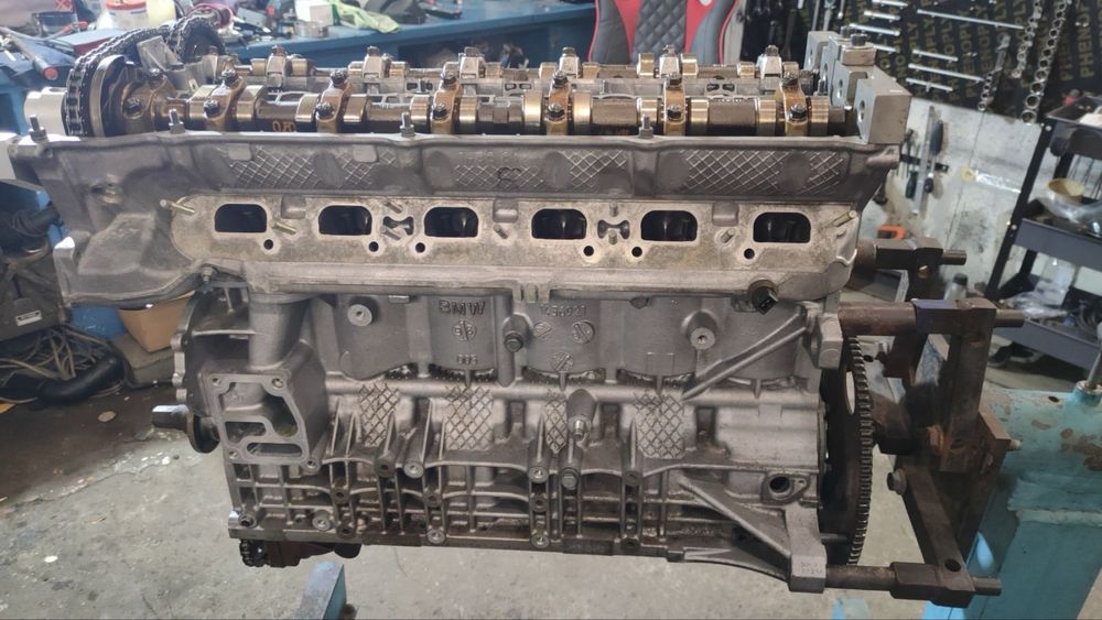 Двигател от БМВ е38 2.8i м52б28ТУ