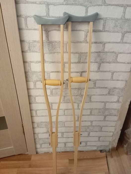 Продам костыли продам