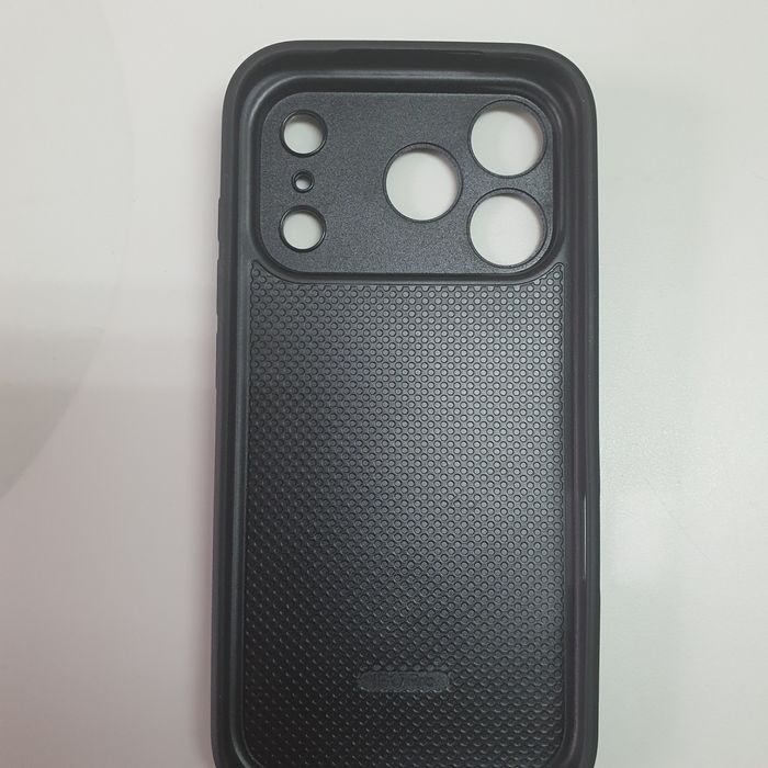 Кейс за iphone 17 pro