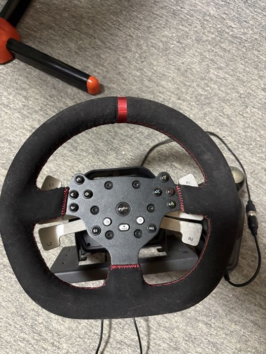 Volan RXN V10 – stare foarte bună