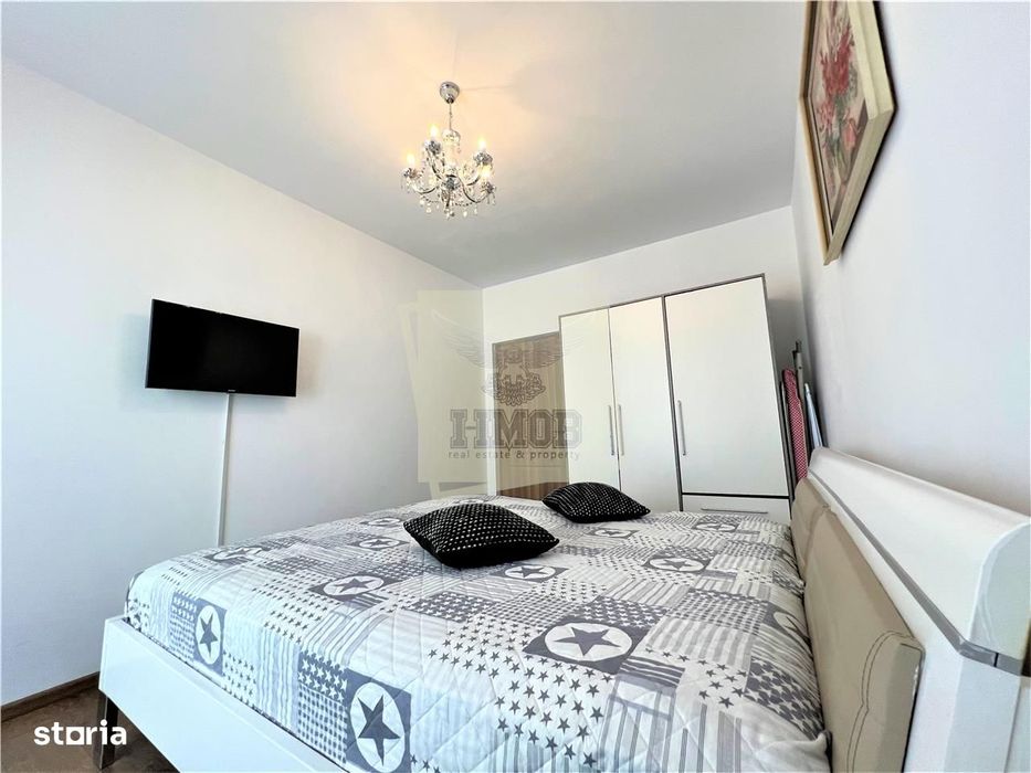 Apartament 3 camere 2 bai balcon mare 2 parcari D-na Stanca