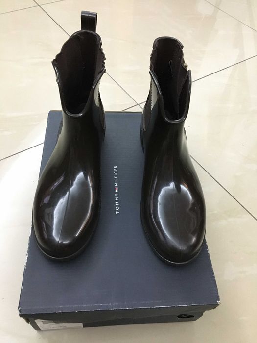 Cizme  Tommy Hilfiger+geaca