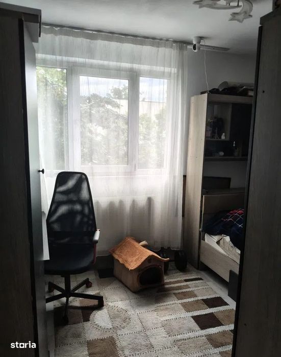 Apartament 3 camere de vanzare Drumul Taberei