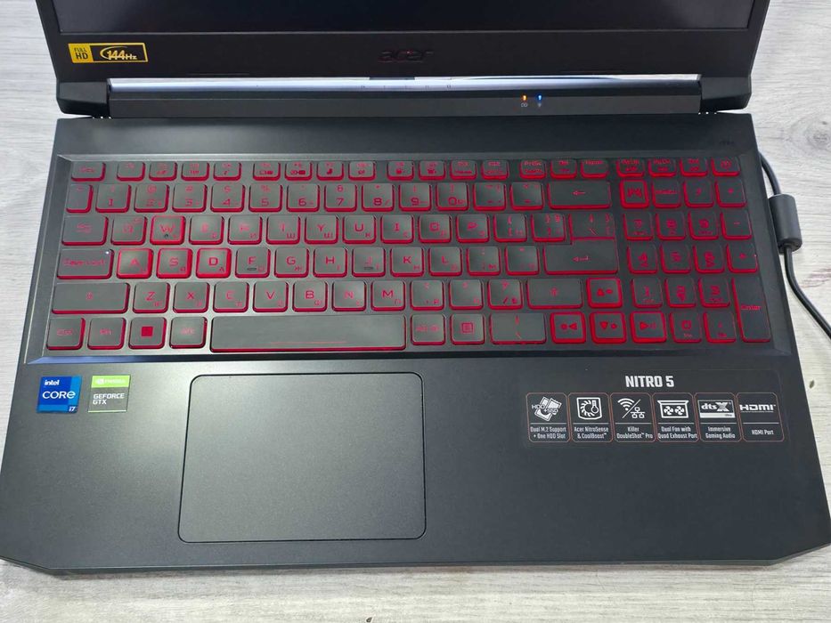 Acer Nitro 5 AN515-57-705X / i7-11800H / GTX 1650 4GB / 8 GB DDR4 / 512 GB NVMe
