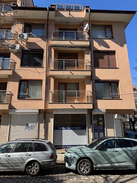 Дава се под наем Двустаен апартамент в София, Център - 58 кв.м за 498.27 € - Снимка #9