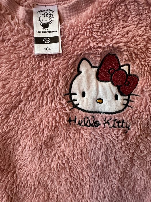 Set doua pulovere pentru fetite 4-5 ani, Hello Kitty si Peanuts