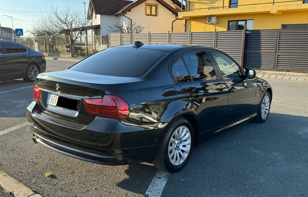 BMW 3 Series 2010 — imagine 3