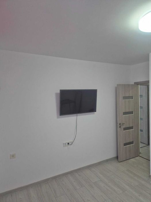 Продава се Тристаен апартамент в Шумен, Боян Българанов 2 - 80 кв.м за 1141 €/кв.м - Снимка #8