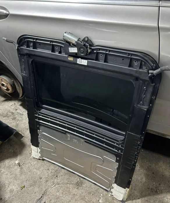 Продам люк бмв е 46