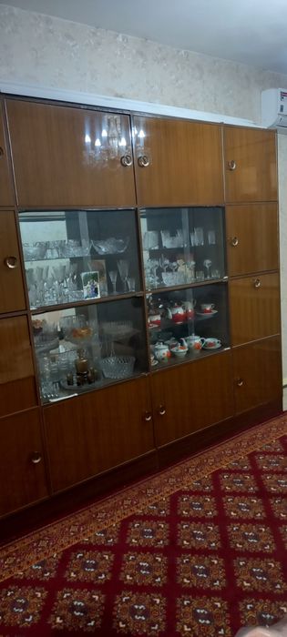 Стенка для мехмонхона. В хорошем состоянии.