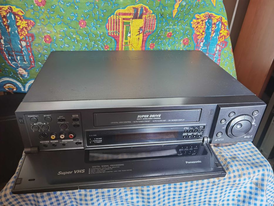 Videorecorder Panasonic nv-hs 950,ideal pt. digitalizarea casetelor