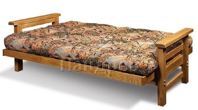 Диван из дерево с матрасом